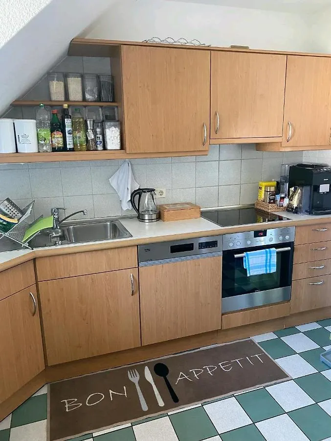 Messe Playmobil Hub: Self Check-In & Netflix Near Nürnberg Apartment Schwabach